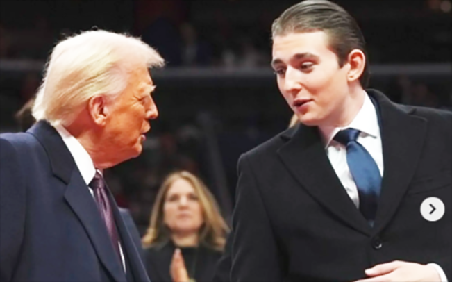 Presiden Donald Trump bersama anaknya, Barron/Foto: Instagram barrotrump